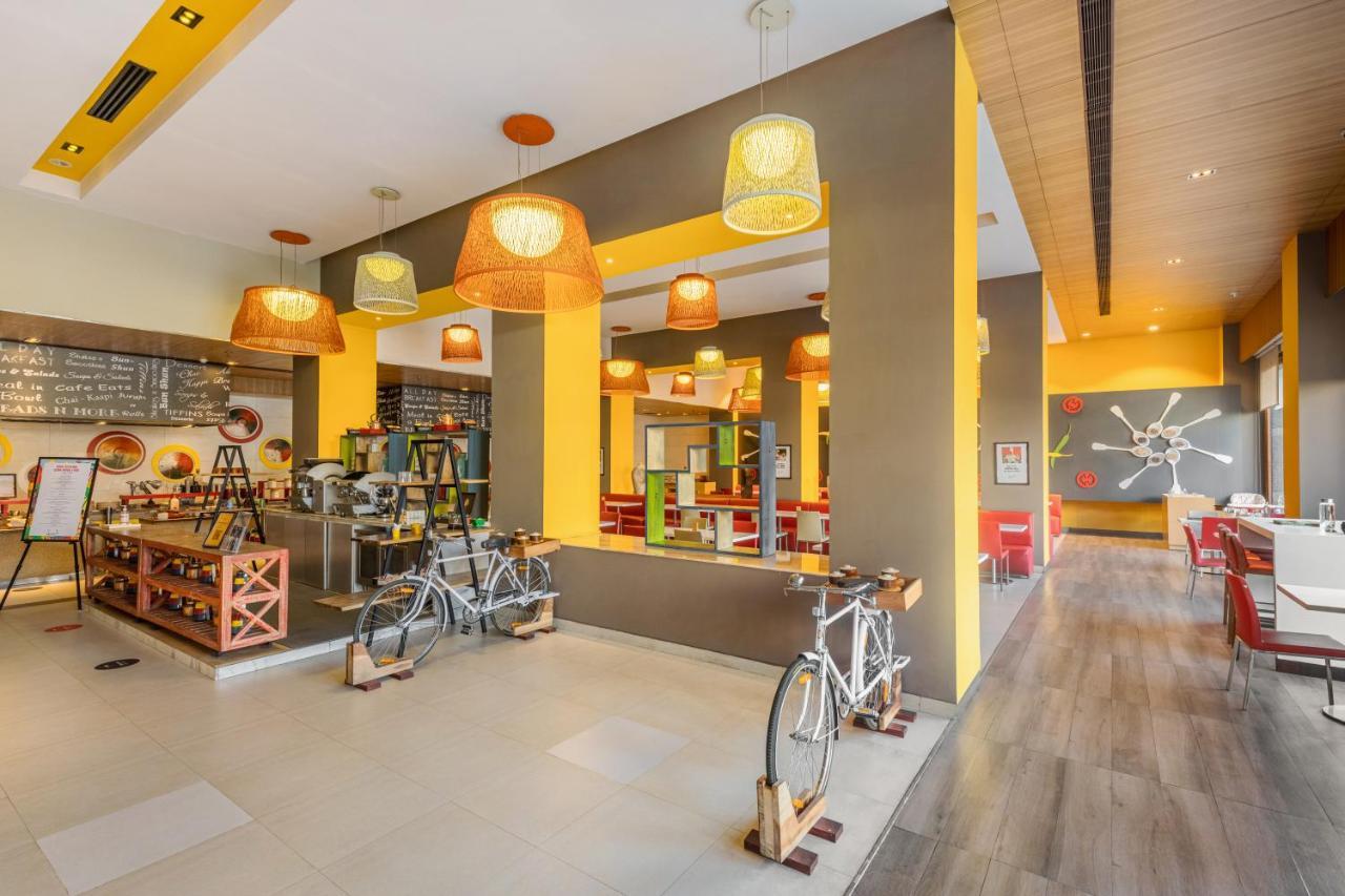 מלון Ibis Gurgaon Golf Course Road - An Accor Brand מראה חיצוני תמונה