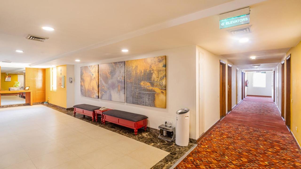 מלון Ibis Gurgaon Golf Course Road - An Accor Brand מראה חיצוני תמונה