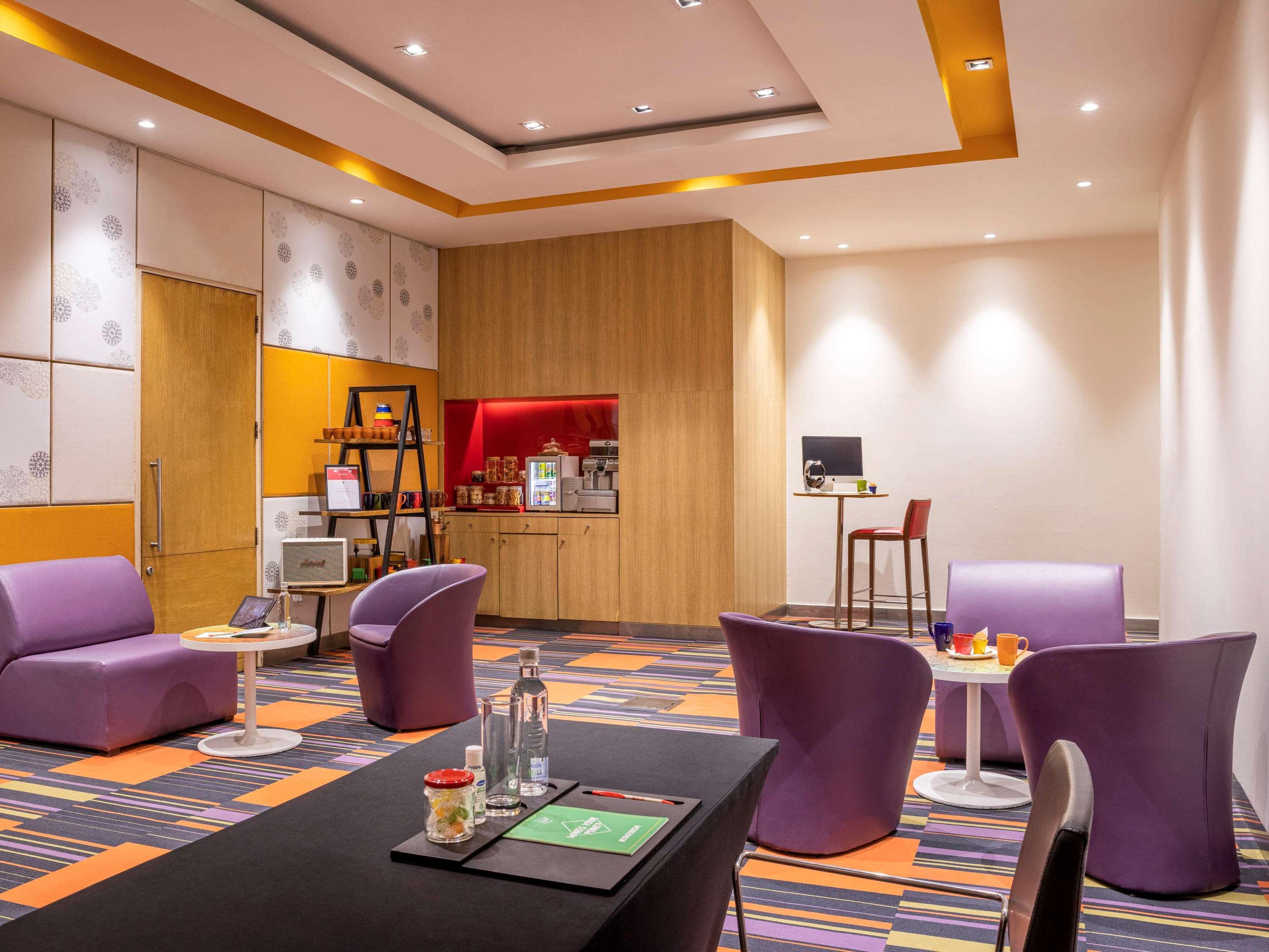 מלון Ibis Gurgaon Golf Course Road - An Accor Brand מראה חיצוני תמונה